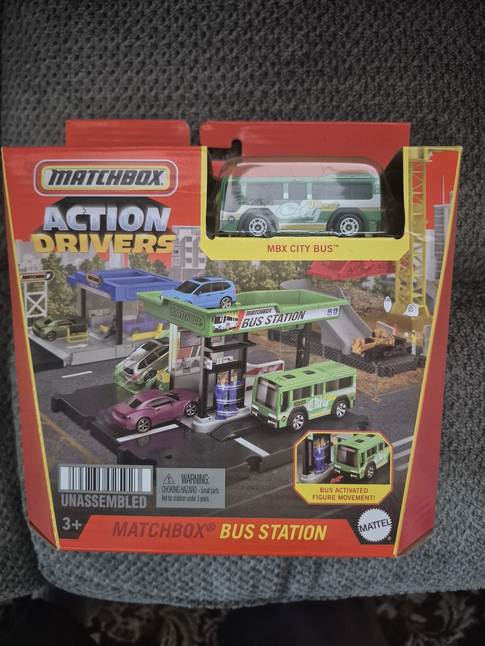 Matchbox Action Drivers Bus Station W/MBX City Bus 1/64 Playset New Htf